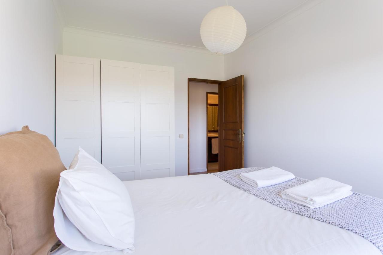 Apartamento Central Setubal Sossegado E Com Luz Buitenkant foto