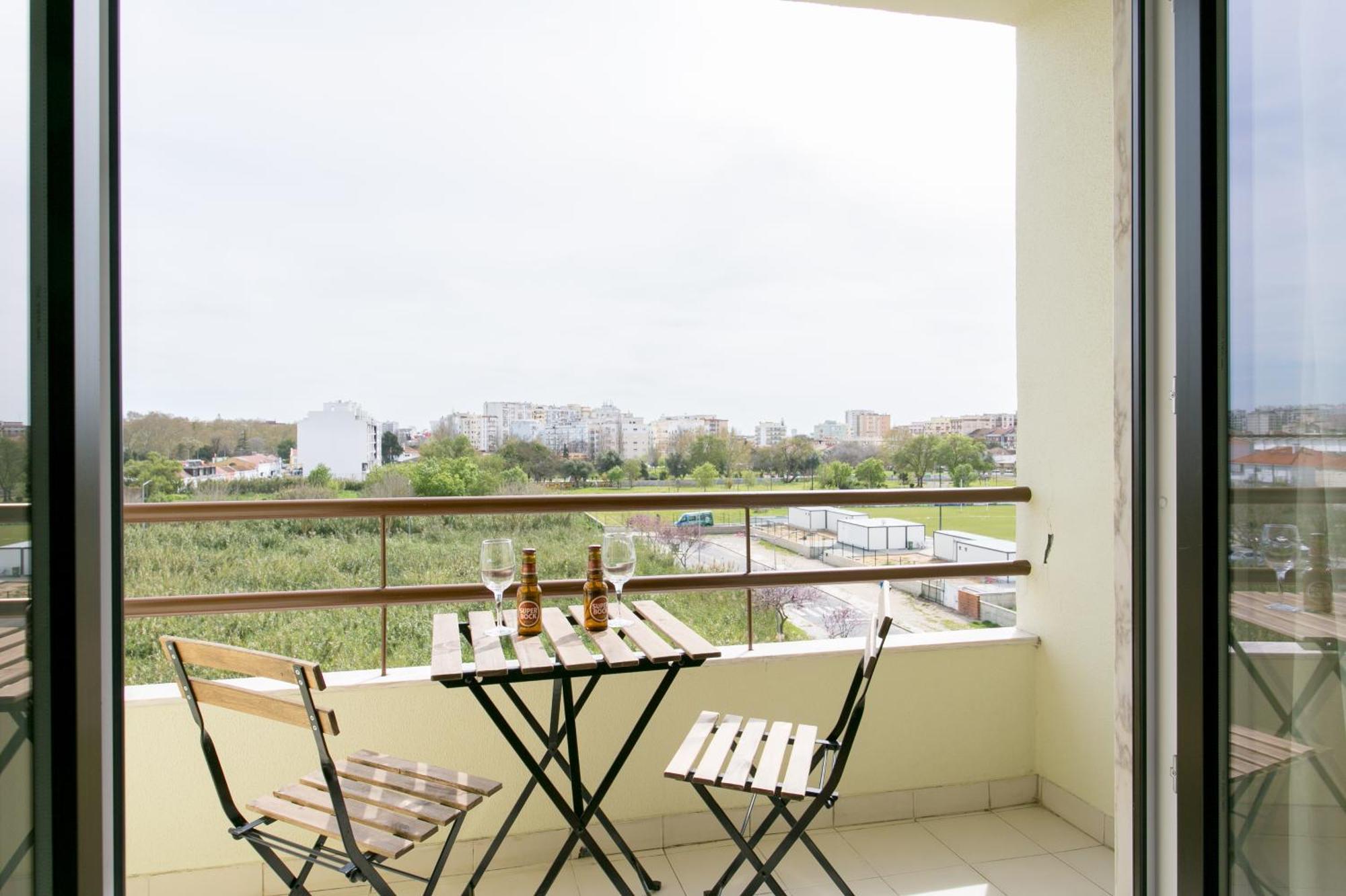 Apartamento Central Setubal Sossegado E Com Luz Buitenkant foto